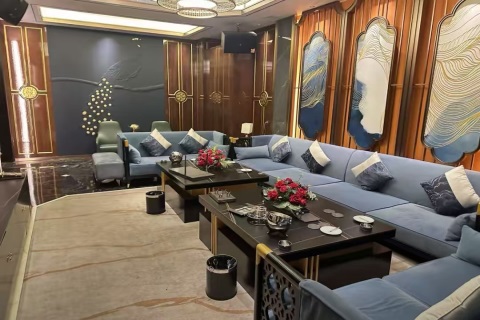 甘南高端会所诚聘礼仪接待 专车接送免费住宿